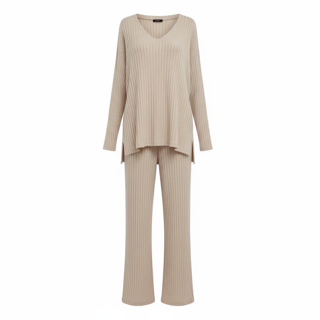 Arganate | Sweter i spodnie z dekoltem w serek, dzianinowy komplet