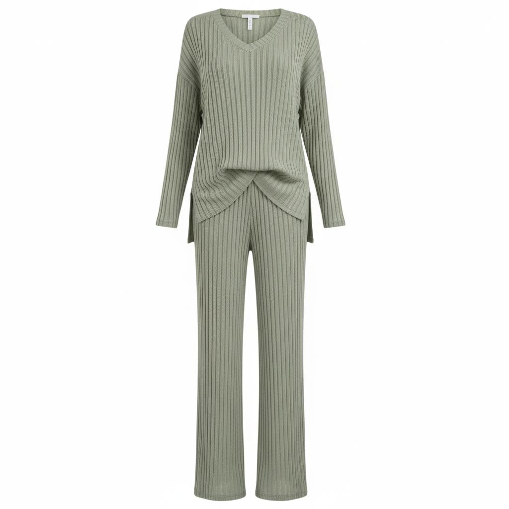 Arganate | Sweter i spodnie z dekoltem w serek, dzianinowy komplet